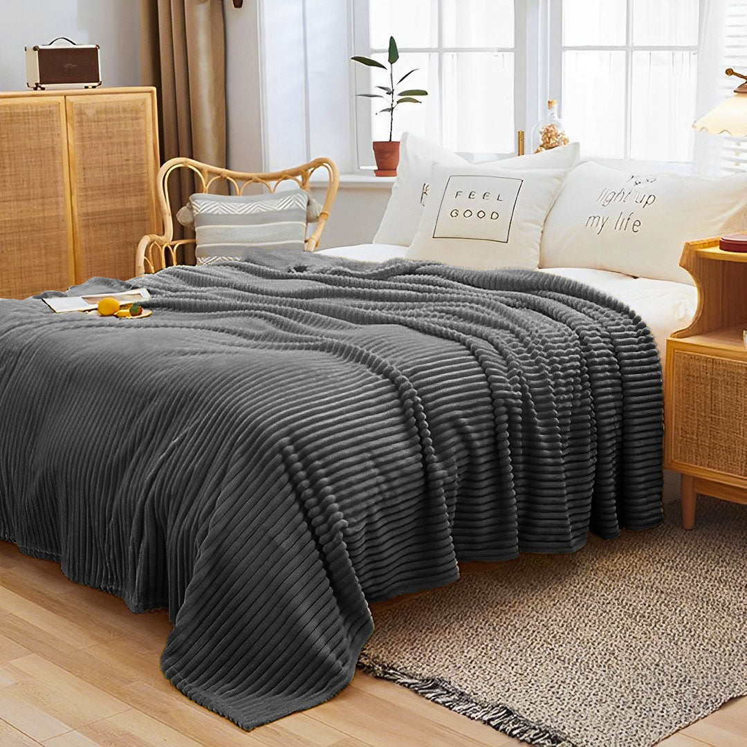 SOGA Grey Striped Throw Blanket Lightweight Flannel Polyester Sofa Blanket 200x230cm