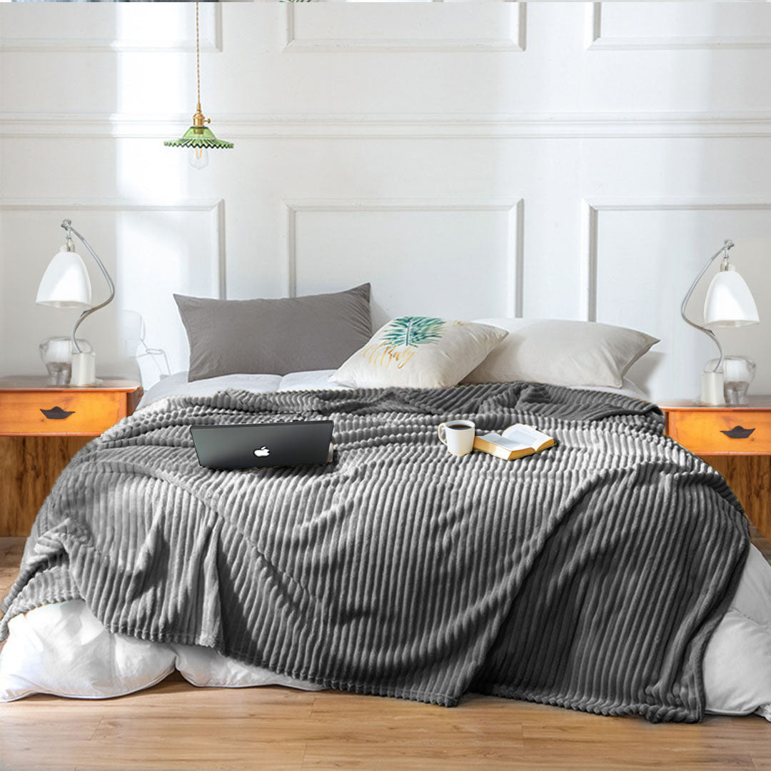 SOGA Grey Striped Throw Blanket Lightweight Flannel Polyester Sofa Blanket 200x230cm