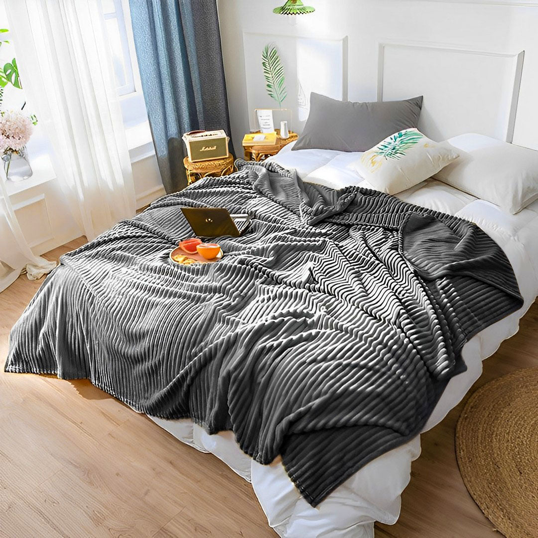 SOGA Grey Striped Throw Blanket Lightweight Flannel Polyester Sofa Blanket 200x230cm